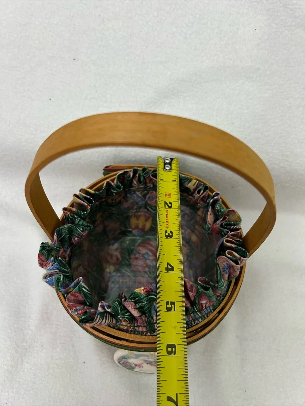 Longaberger 1999 Small Easter Basket with Fabric Liner and Bunny Medallion